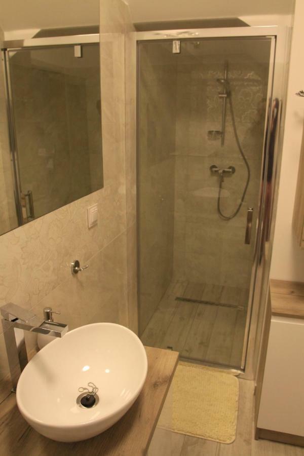 Apartament Natalia Busko Zdroj Luaran gambar
